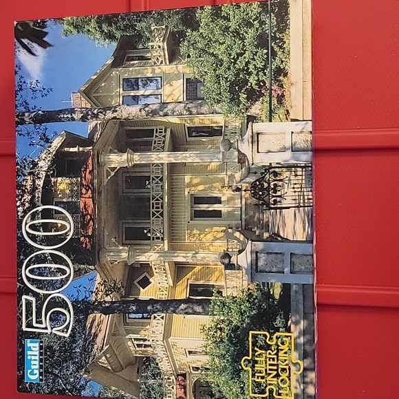 (J8) huge house 500 jigsaw puzzle - Picture 1 of 3